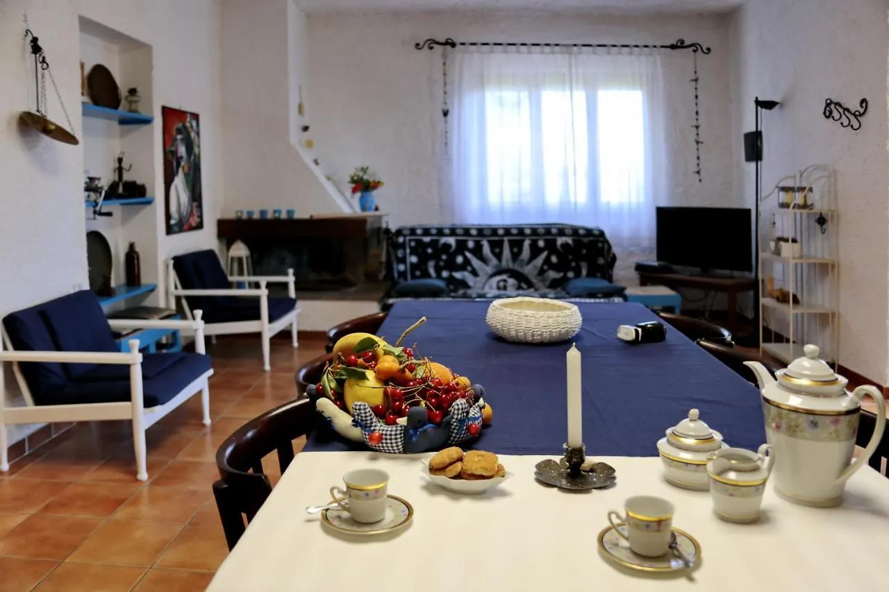 Villa Smeralda Alguer 0*,  Italia